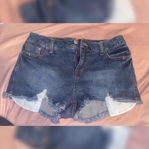 Cute denim shorts